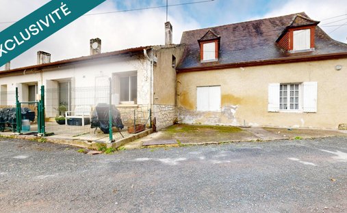 Castle for Sale in Le Bugue, Nouvelle-Aquitaine, France