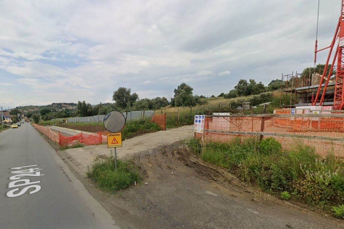 Land in Montalto Uffugo, Calabria, Italy 2 - 16722524