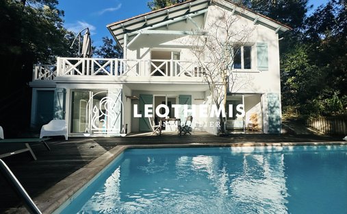 Villa in La Tremblade, Nouvelle-Aquitaine, France 1