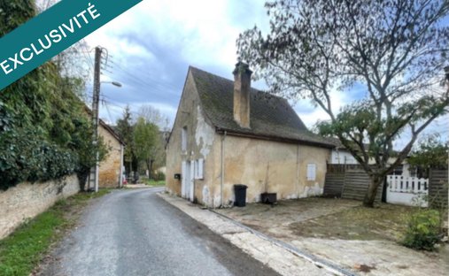 Castle for Sale in Le Bugue, Nouvelle-Aquitaine, France