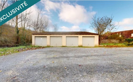 Castle for Sale in Le Bugue, Nouvelle-Aquitaine, France