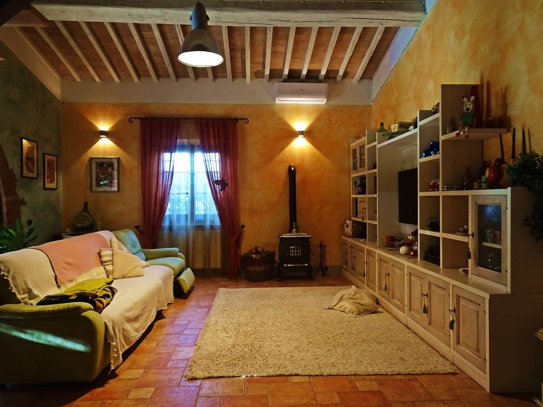 Poggibonsi, Tuscany, Italy 5 - 16723027