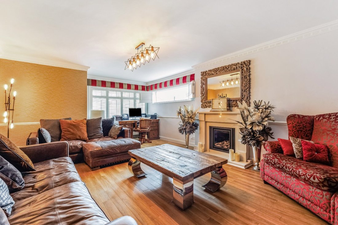 House in Beaumont, Broxbourne, England 3 - 16720487