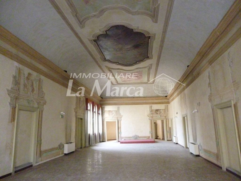 Apartment in Cathedral - Piazza dei Signori, Treviso, Italy 1 - 16556100
