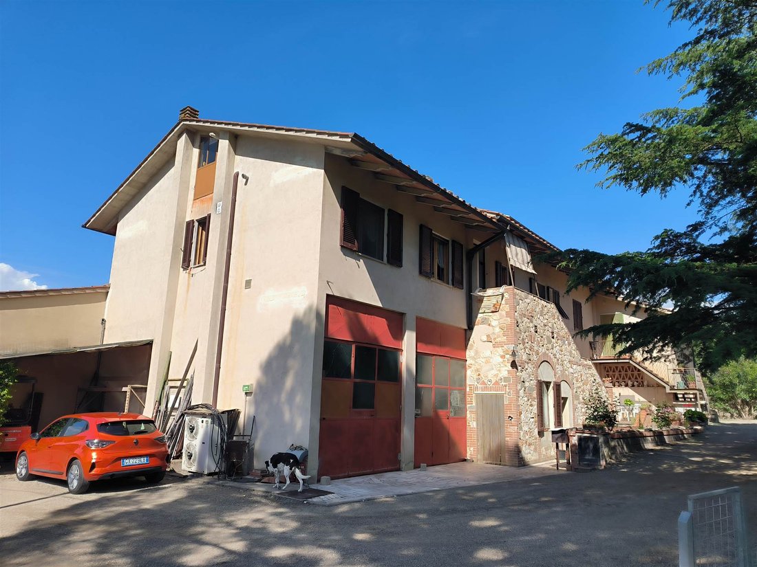 Apartment in San Gimignano, Tuscany, Italy 4 - 16723424