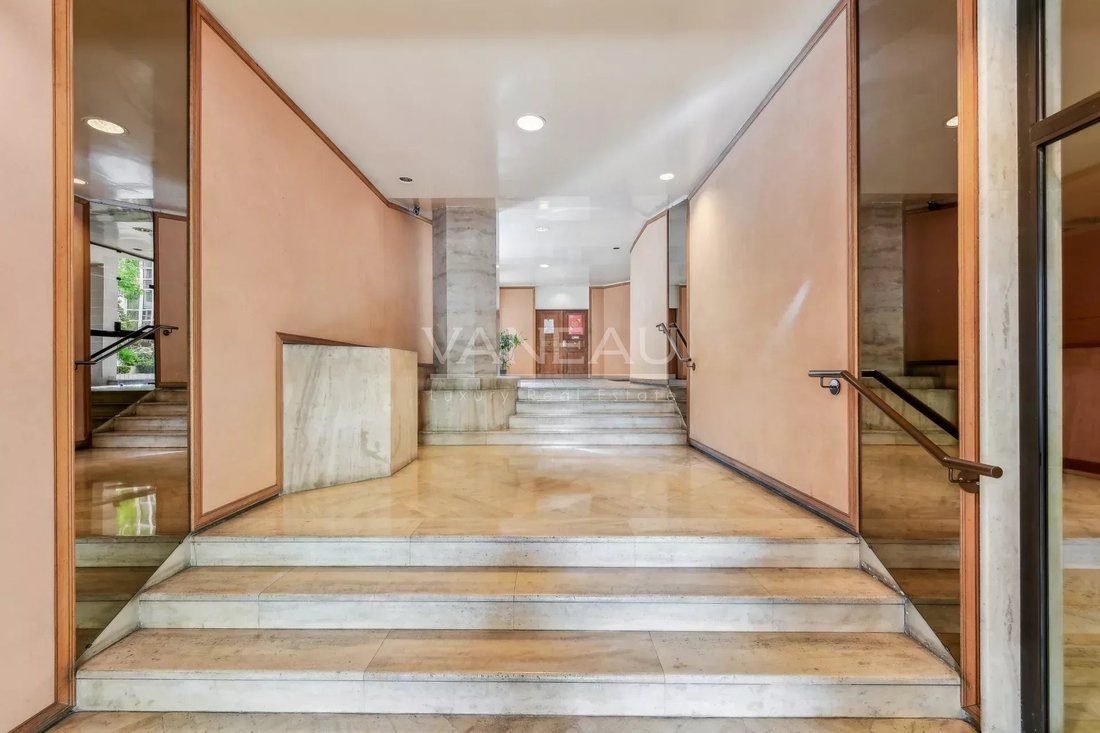 Apartment in Saint Gervais, Paris 4e Arrondissement, Paris 4 - 16721201