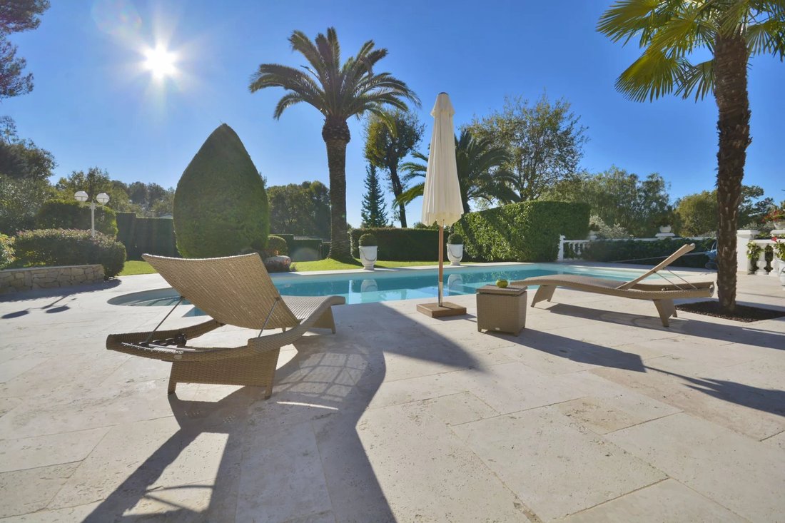 House in Nord, Roquefort-les-Pins, France 5 - 16673132