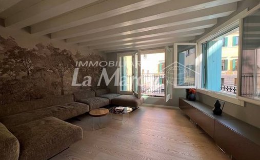 Apartment in Cathedral - Piazza dei Signori, Treviso, Italy 1