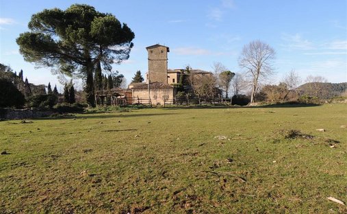 Estate in Colle di Val d'Elsa, Tuscany, Italy 1