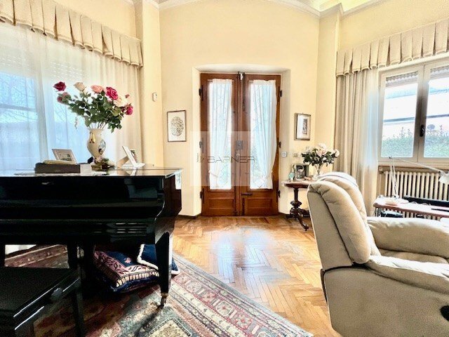 House in Lido di Camaiore, Camaiore, Tuscany 4 - 16721083