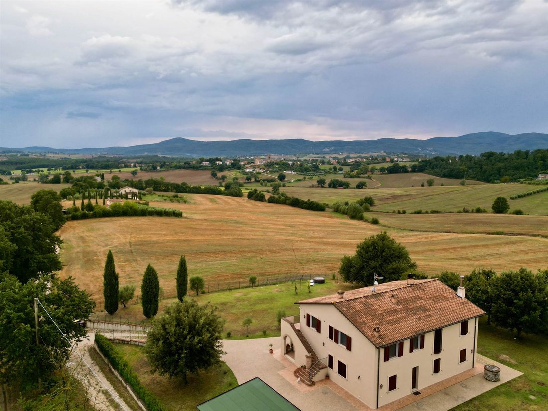 Montecastrilli, Umbria, Italy 1 - 16722959