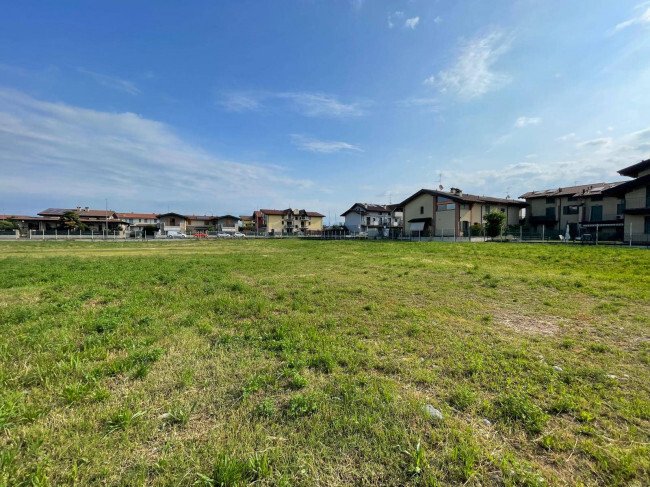 Land in Comun Nuovo, Lombardy, Italy 4 - 16408332