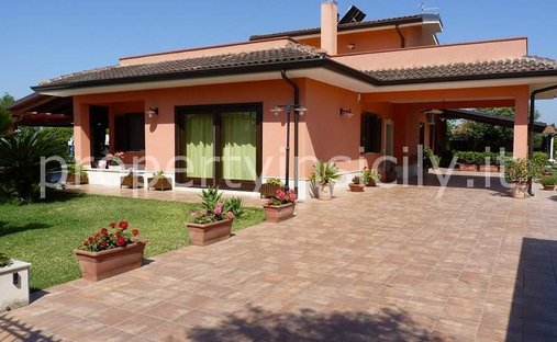 Villa in Fontane Bianche - Cassibile, Fontane Bianche, Sicily 1