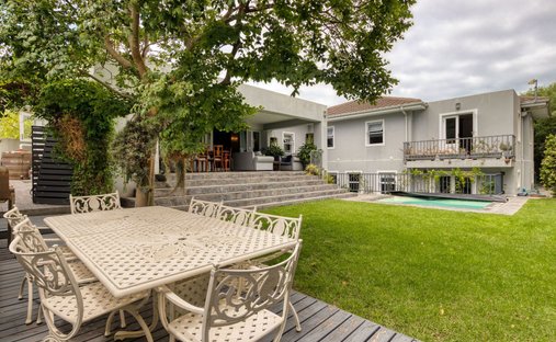 Estate in Cape Town, Western Cape, South Africa 1