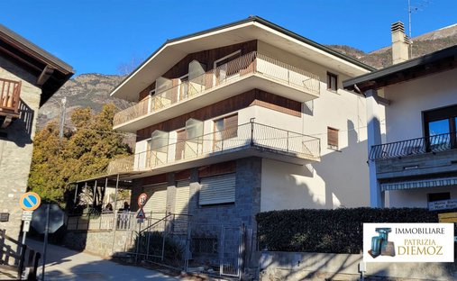 Tenuta a Saint-Vincent, Valle d'Aosta, Italia 1