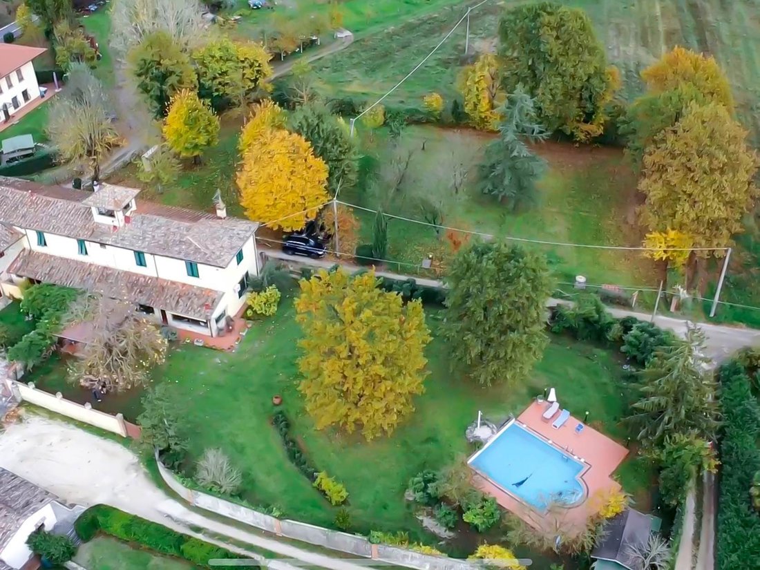 Villa in Borgo San Lorenzo, Tuscany, Italy 2 - 16723469