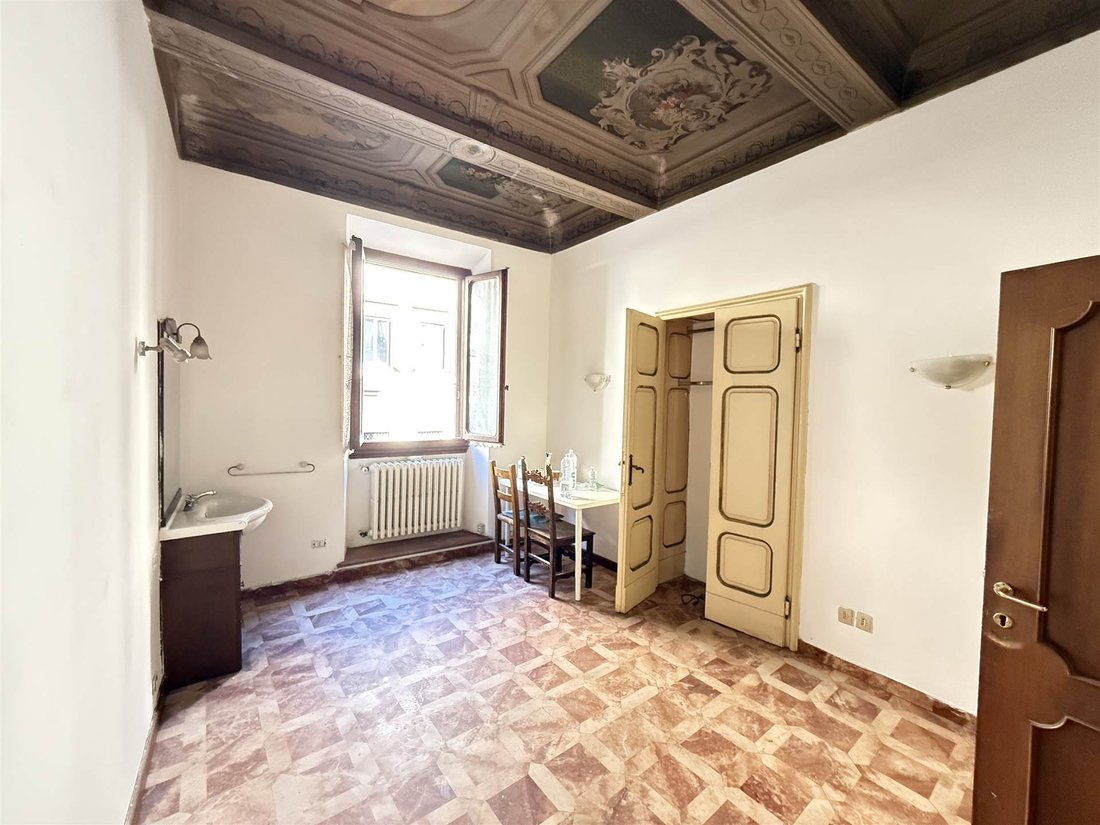 Apartment in Center, Florence, Tuscany 4 - 16722934