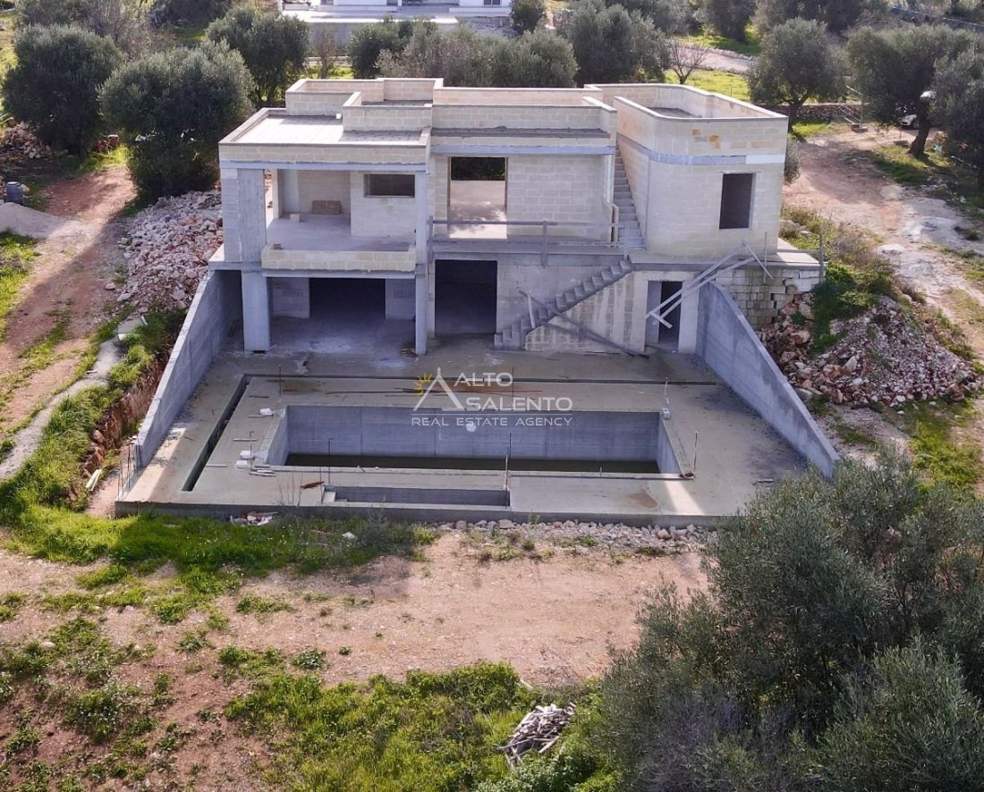 Villa in Carovigno, Apulia, Italy 2 - 16712748
