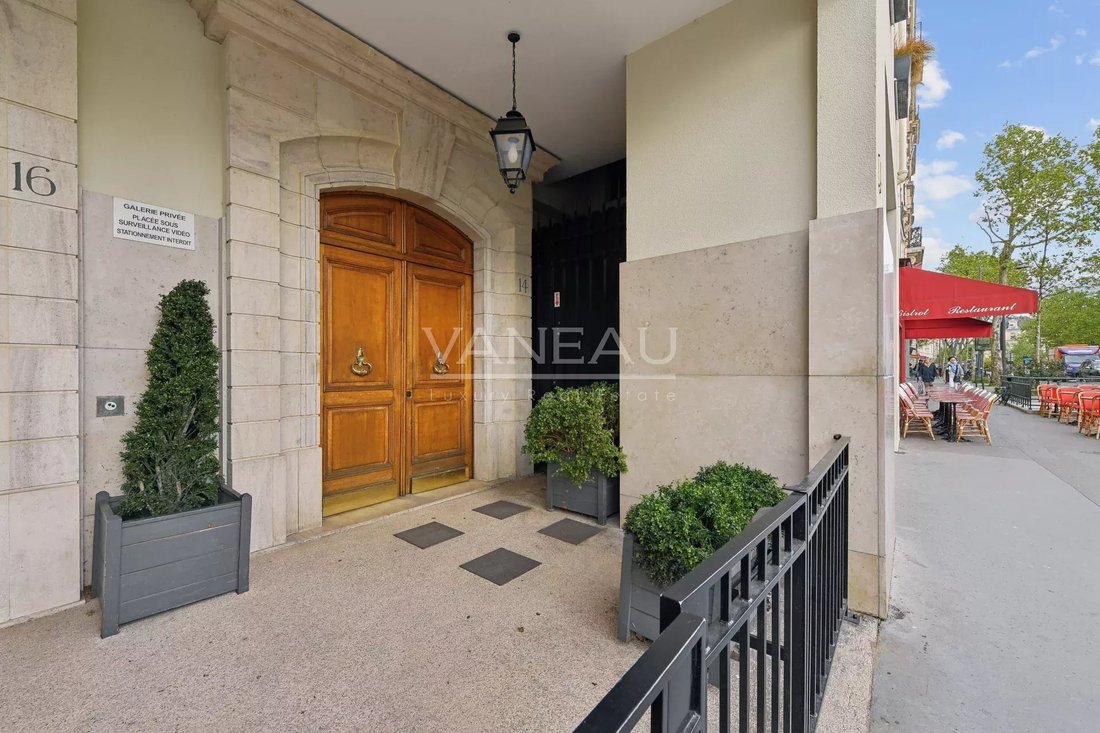 Apartment in Saint Gervais, Paris 4e Arrondissement, Paris 1 - 16721201
