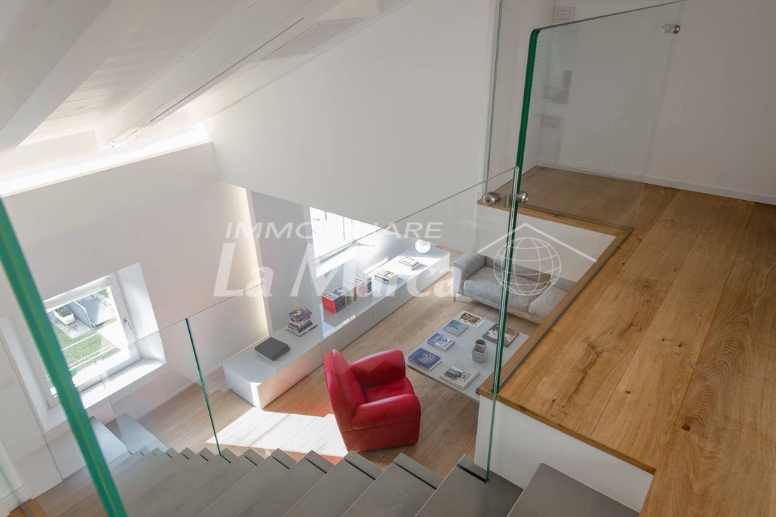 Apartment in Cathedral - Piazza dei Signori, Treviso, Italy 3 - 16555554