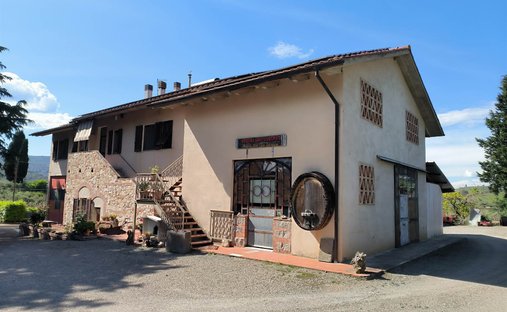Apartment in San Gimignano, Tuscany, Italy 1