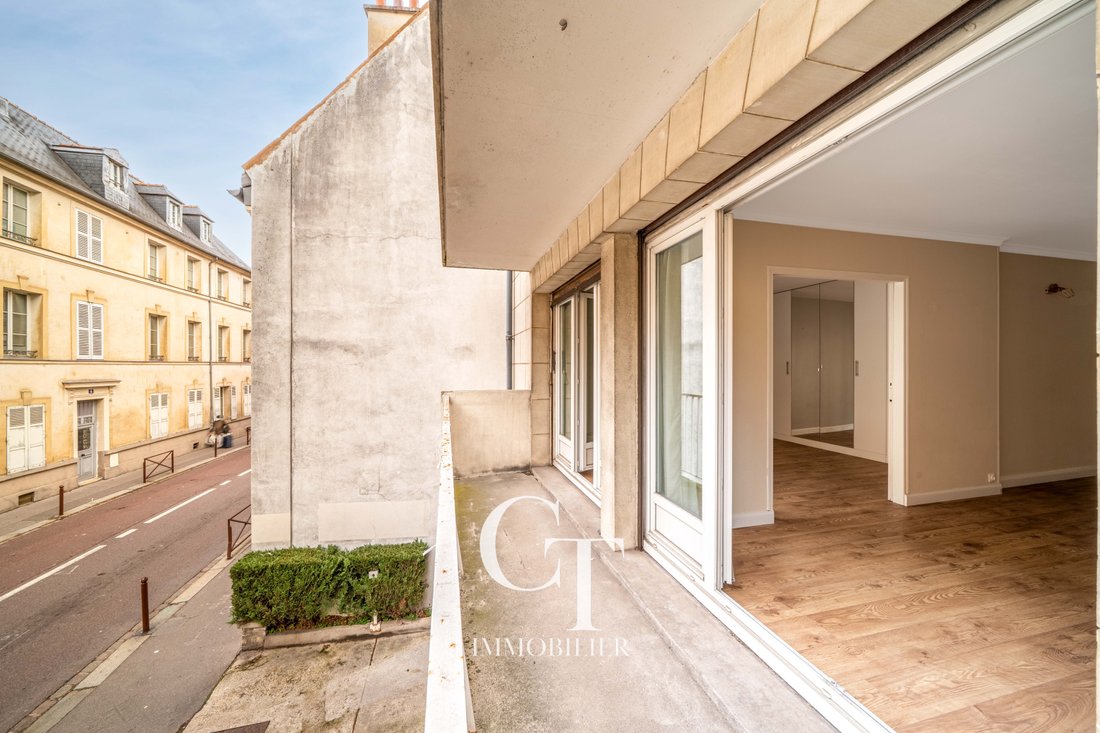 Apartment in Domaine National du Château, Versailles, France 3 - 16725540