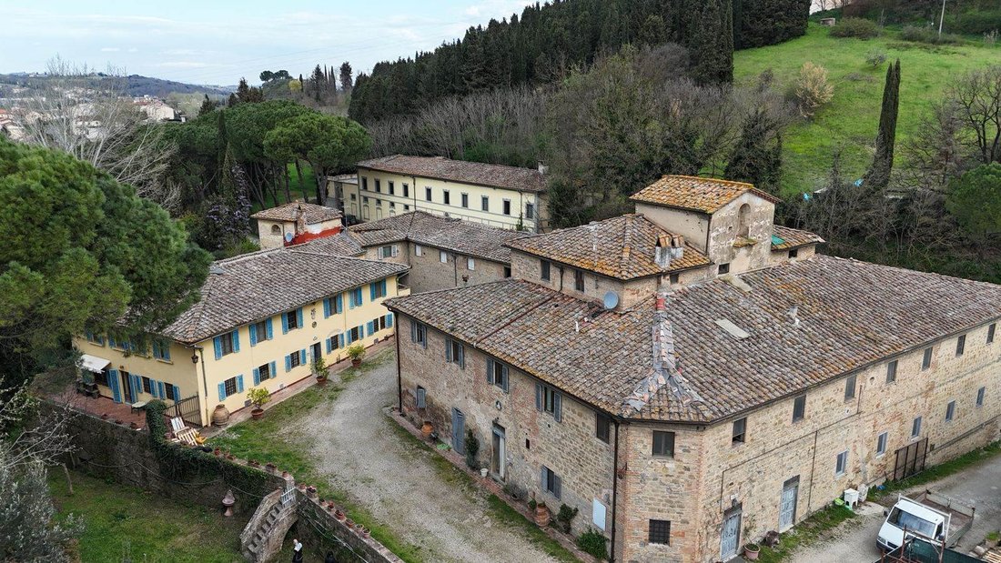 Estate in Fabiani Avenue - Stadium Area - Bassetto, Certaldo, Tuscany 1 - 16722933