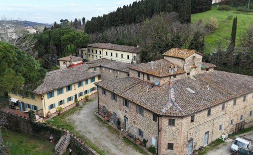 Estate in Fabiani Avenue - Stadium Area - Bassetto, Certaldo, Tuscany 1