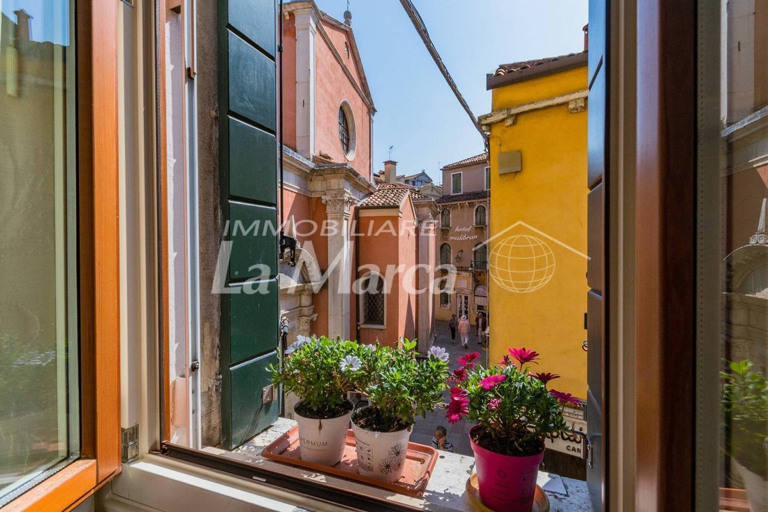 Apartment in Venice Historic Centre, Venice, Italy 1 - 16556132