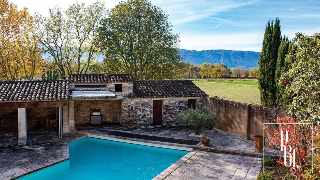 House in Gordes, Provence-Alpes-Côte d'Azur, France 2 - 16248548