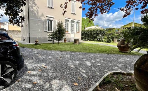 Villa in San Marco, Lucca, Italy 1