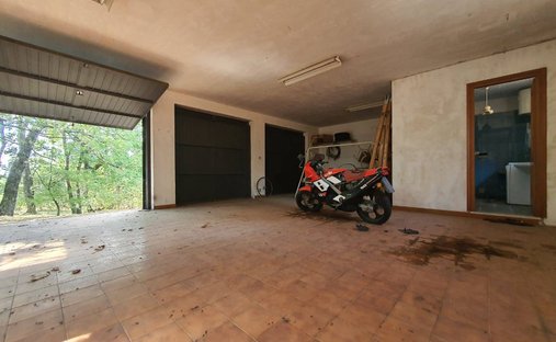 Castle for Sale in Viterbo, Lazio, Italy