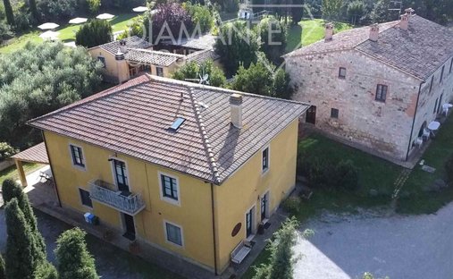 Corps de ferme à Sarteano, Toscane, Italie 1