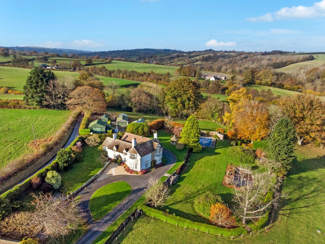 Estate in Michaelchurch Escley, England 3 - 16719997