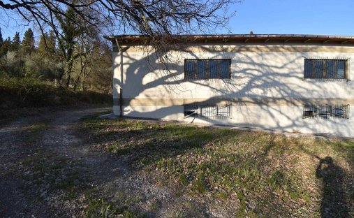 Tuscany| Historic Tuscan Castle With Land For Sale Near Florence