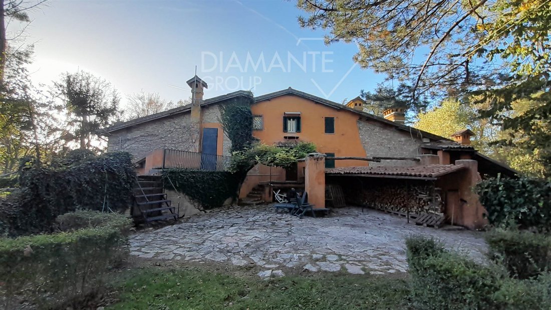 Farm Ranch in Montefalco, Umbria, Italy 2 - 16725112