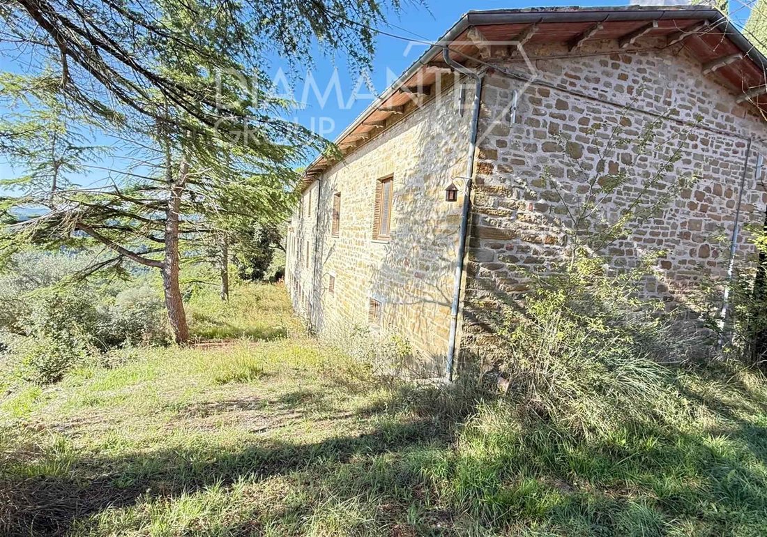 Farm Ranch in Gubbio, Umbria, Italy 4 - 16724278