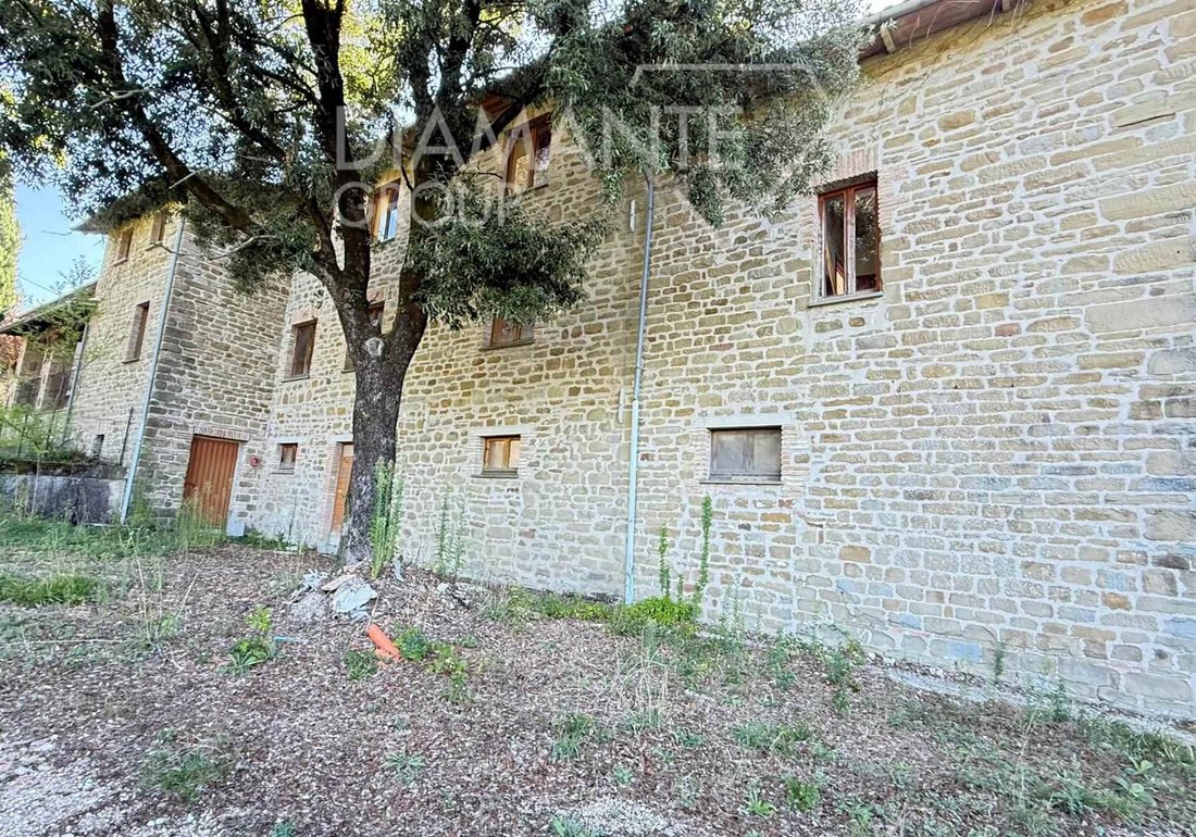Farm Ranch in Gubbio, Umbria, Italy 5 - 16724278