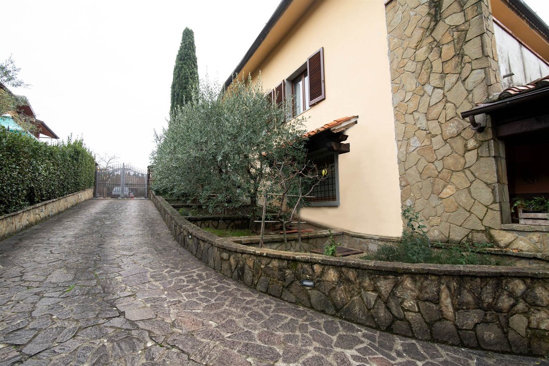 Comeana - Serra, Comeana, Tuscany 3 - 16723426