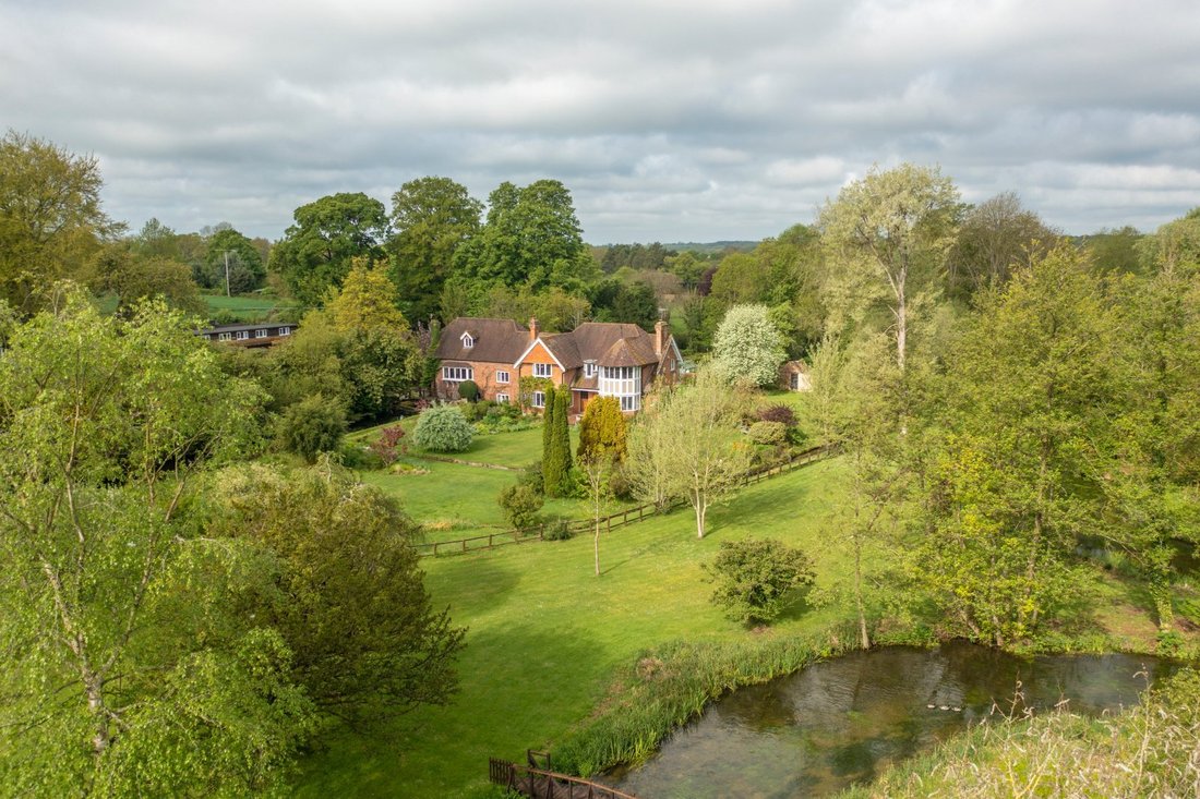 Casa in Barton Stacey, Inghilterra 1 - 16720844