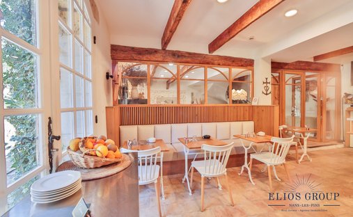 Country House in Vergèze, Occitania, France 1