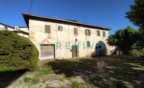 Tuscany| Historic Tuscan Castle With Land For Sale Near Florence