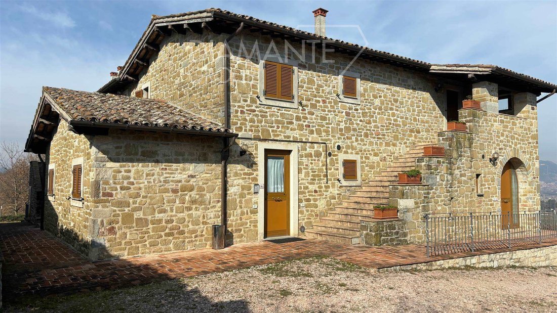 Gubbio, Umbria, Italy 2 - 16725080