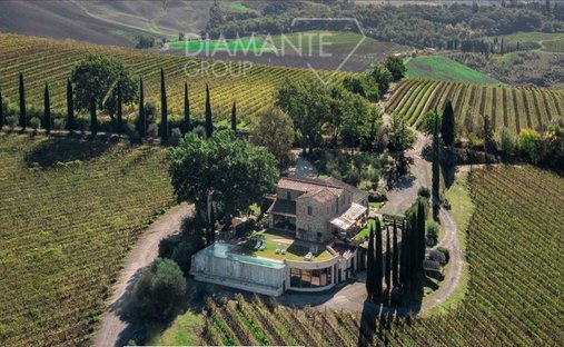 Castle To Be Renovated For Sale In Montalcino, Valdorcia