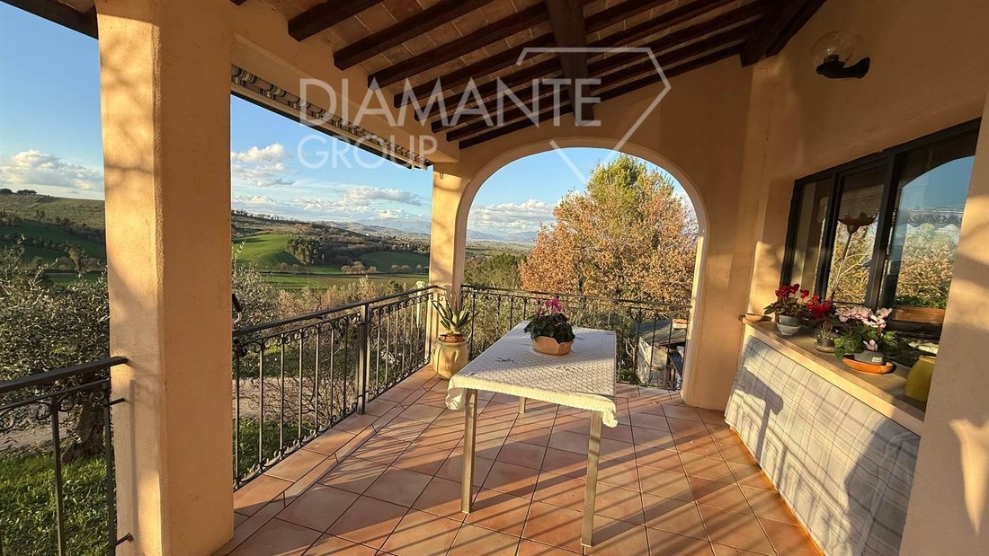 Farm Ranch in Castel Ritaldi, Umbria, Italy 4 - 16724876