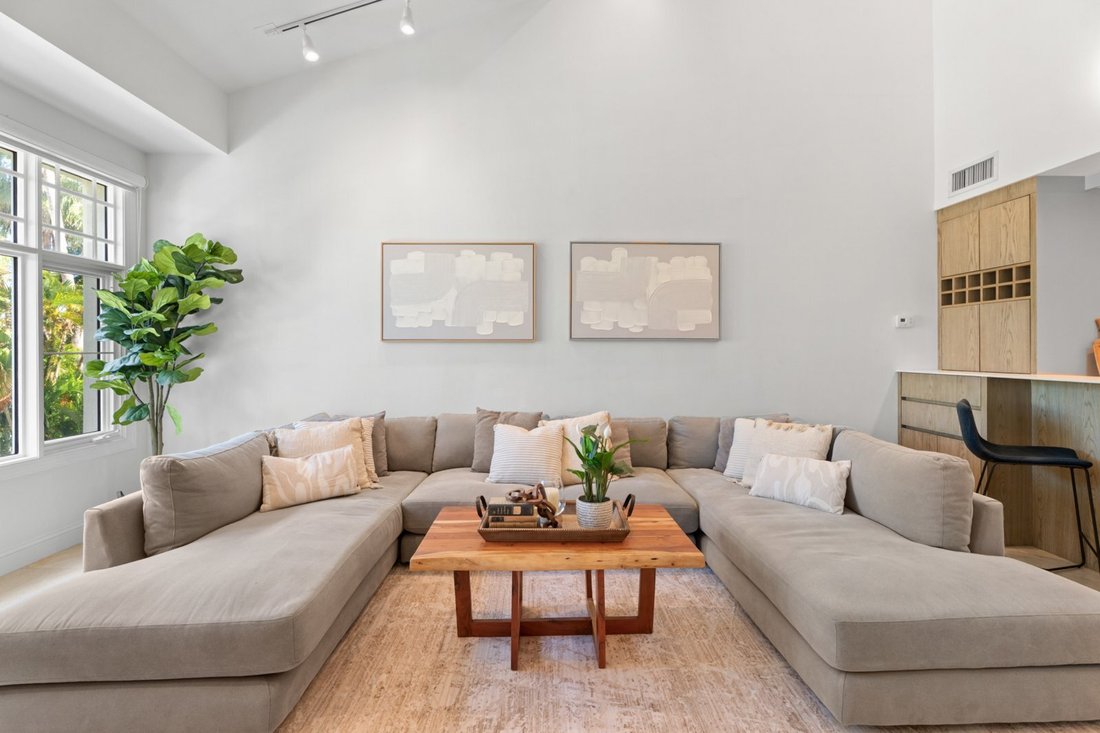 Apartment in George Town, George Town, Cayman Islands 5 - 16721602