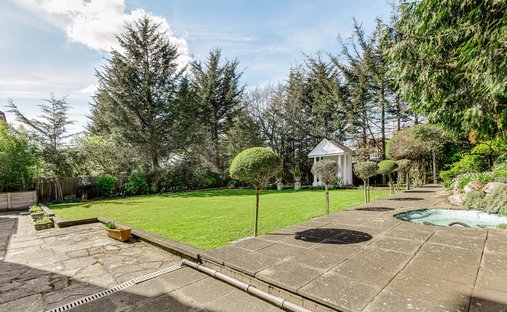 House in Barnet, England 1