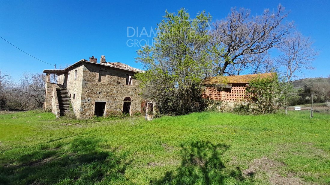 Passignano sul Trasimeno, Umbria, Italy 3 - 16725059