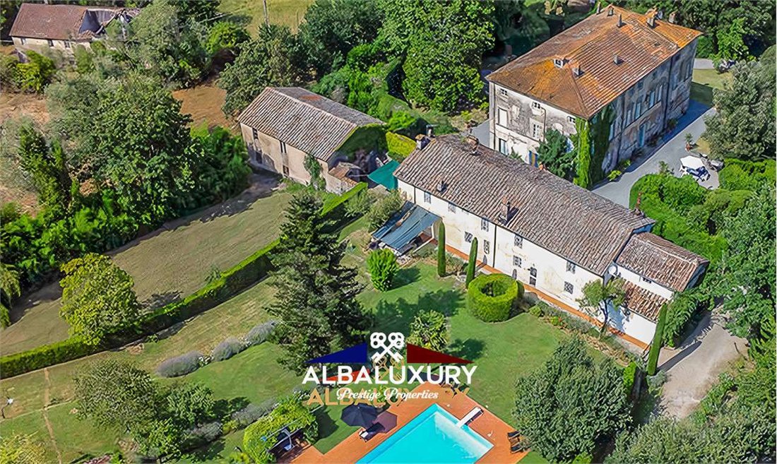 Villa in Compitese, Capannori, Tuscany 2 - 16726189