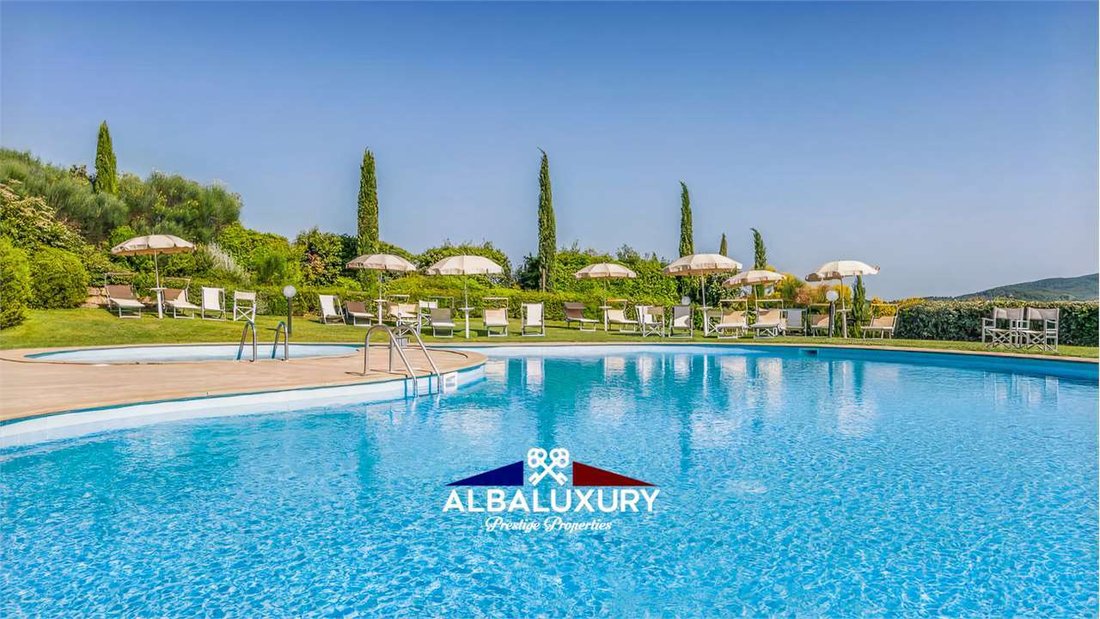 Villa in San Gimignano, Tuscany, Italy 2 - 16726198